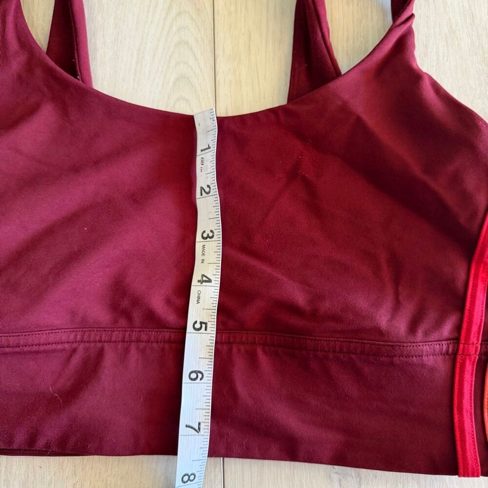 Lululemon Take A Hint Bra Deep Rouge size 8 - Picture 2 of 8